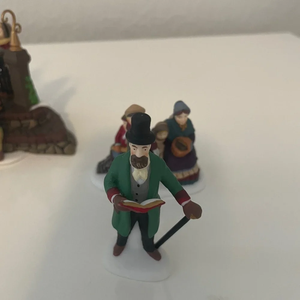 Department 56 Dickens Village A Christmas Carol Reading Set‎ Limited Edition